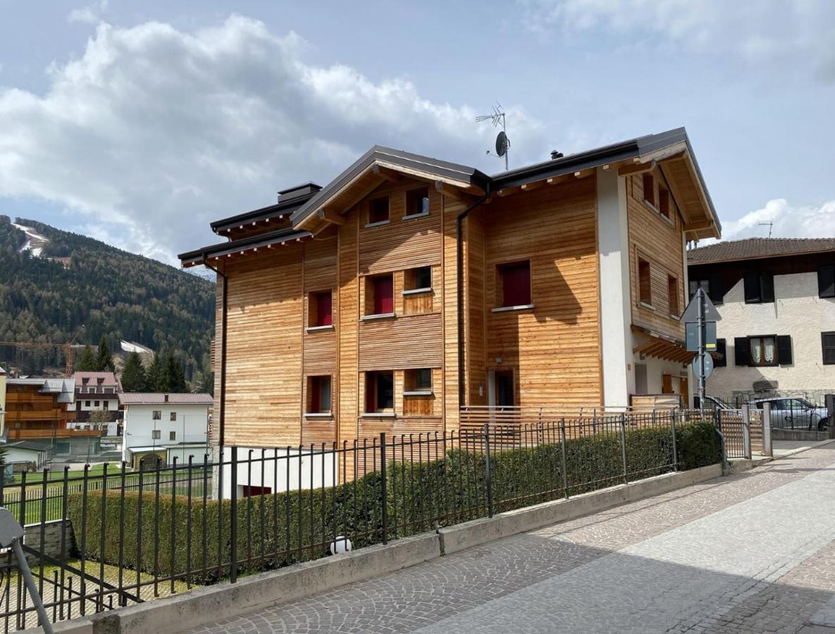 Ferienwohnung Great Escapes Ponte Di Legno Exterior foto